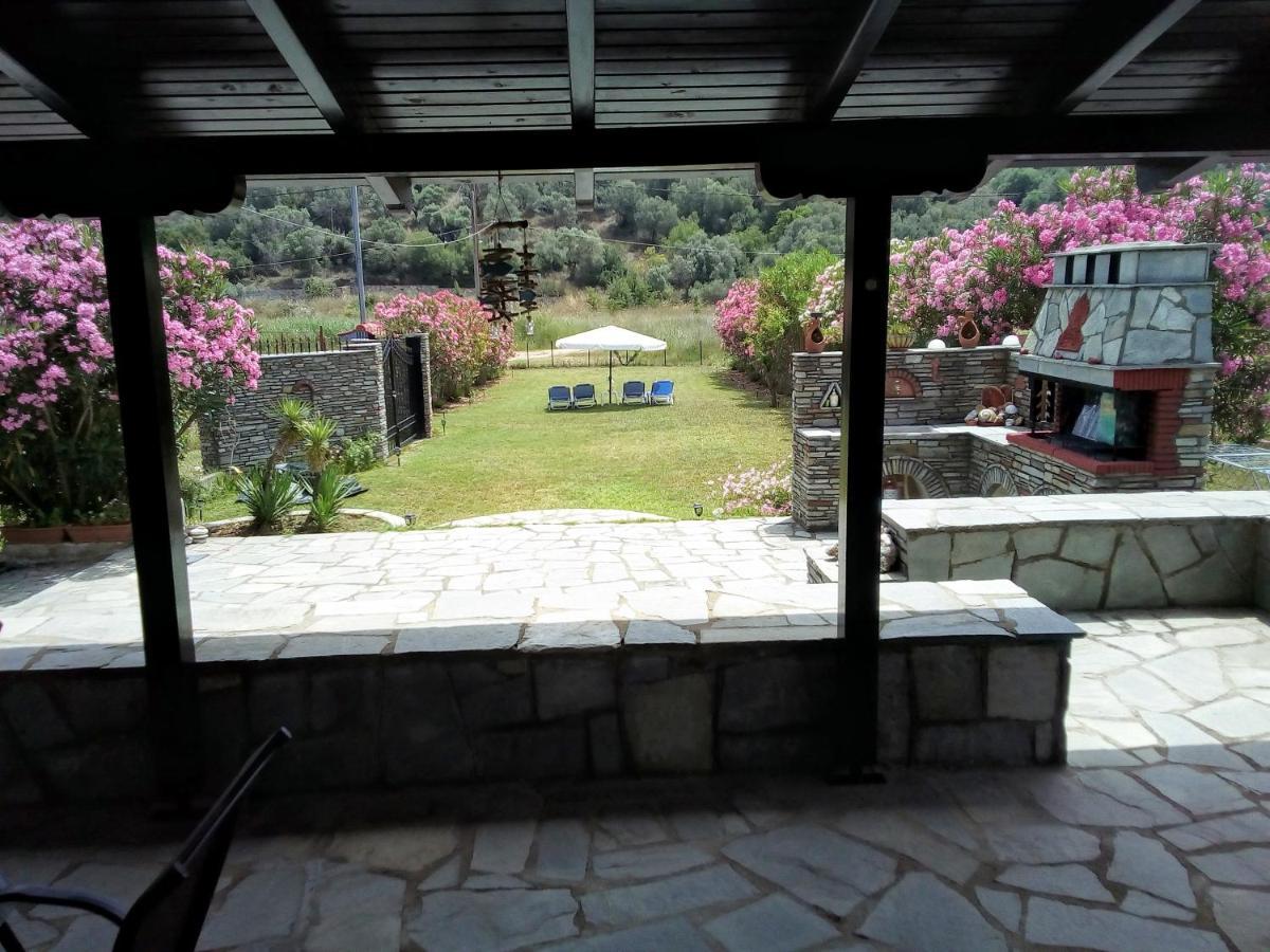 Ammouliani Villa Paradise Exterior photo
